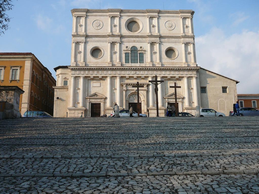 Hotel San Michele LʼAquila Exterior foto